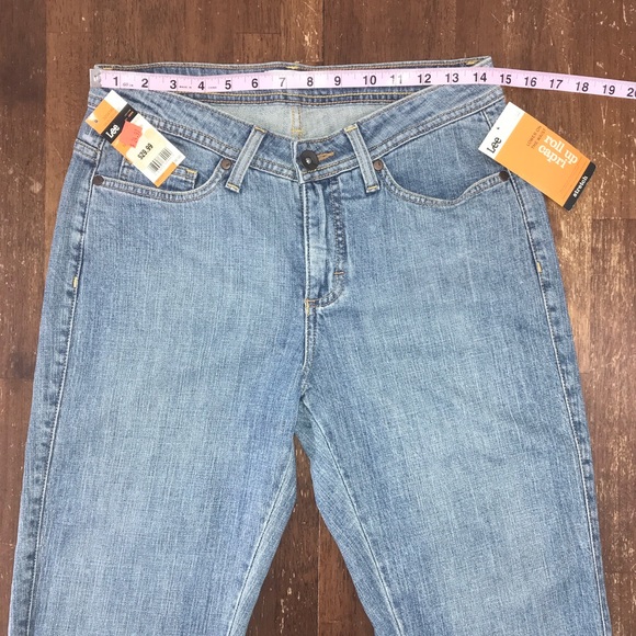 Lee Roll Up Capri Jeans - Picture 6 of 8